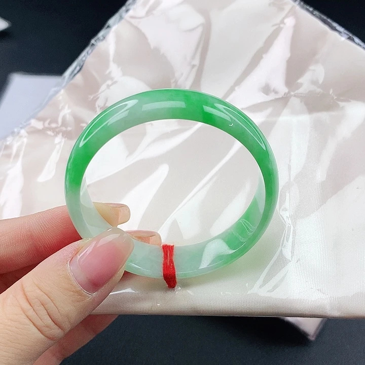 未镶嵌手镯翡翠翡翠333