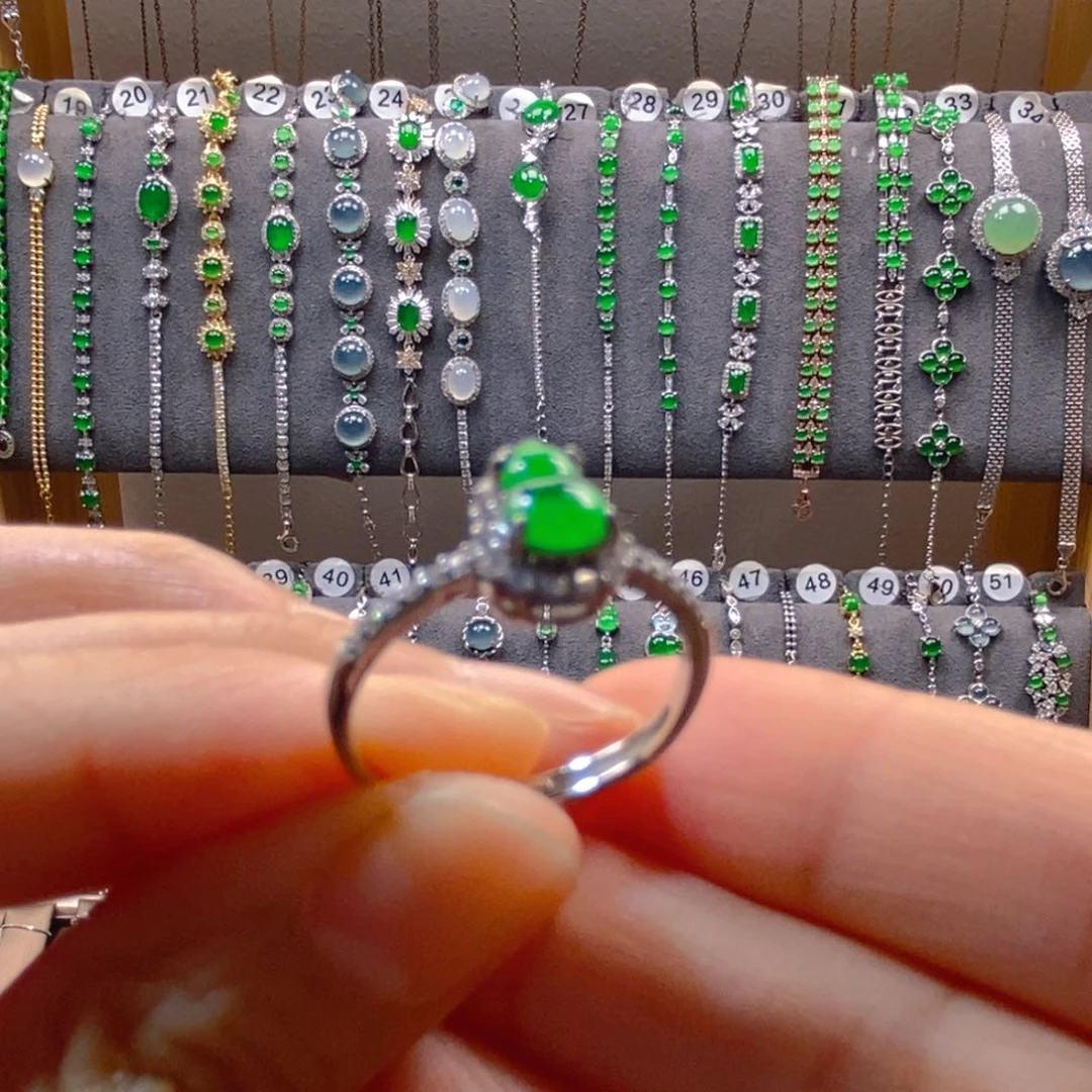 颈饰银S925镶嵌翡翠翡翠戒指