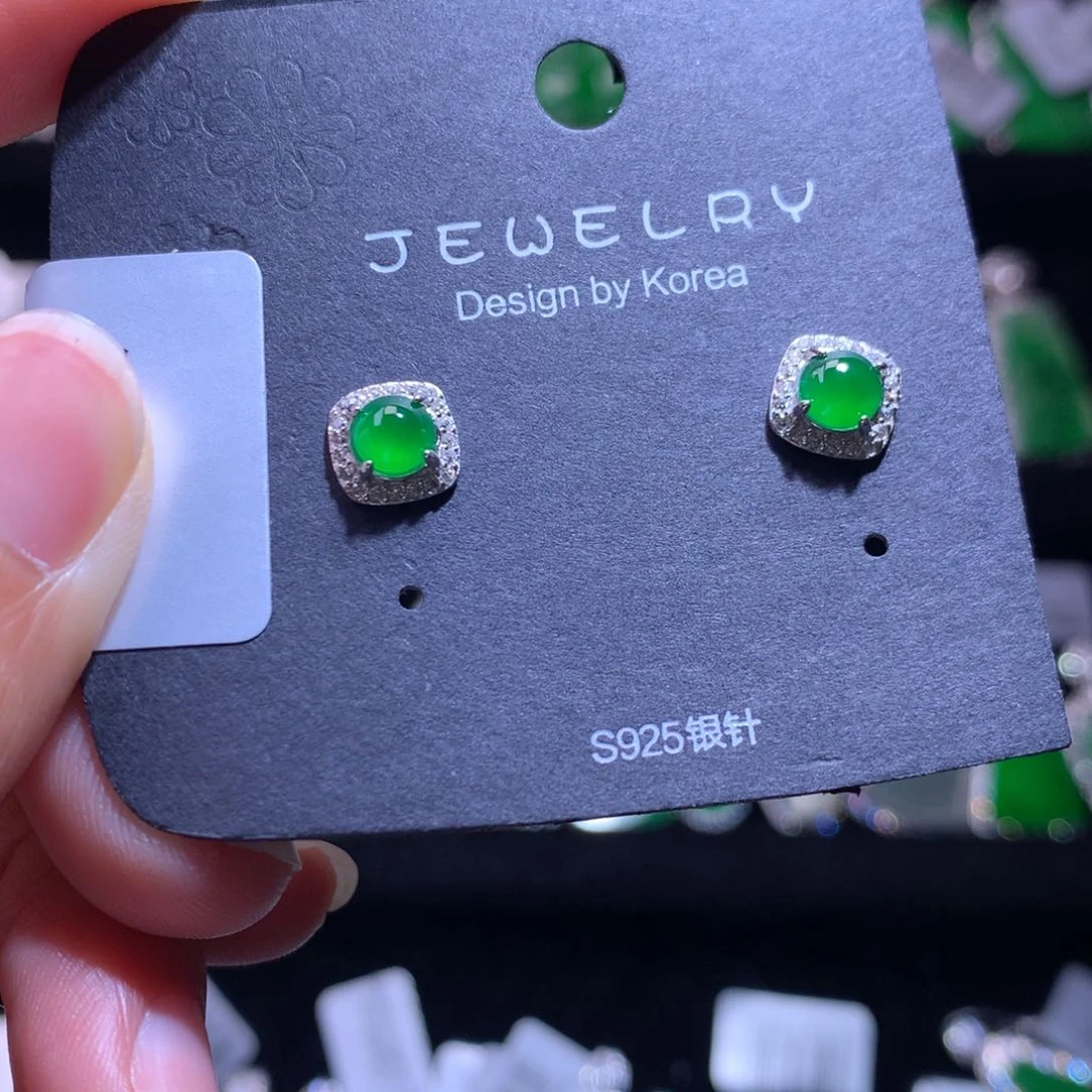 【闪购商品】银S925镶嵌翡翠耳饰