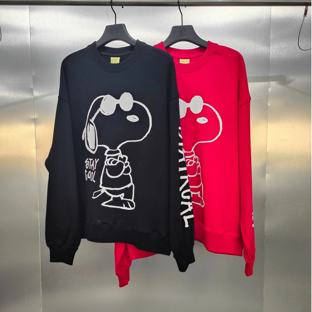 G03-11496-STA春秋季正面史努比印花时尚圆领卫衣