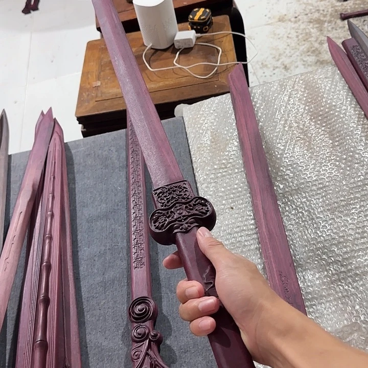 姬***武紫心苏木（紫罗兰木）