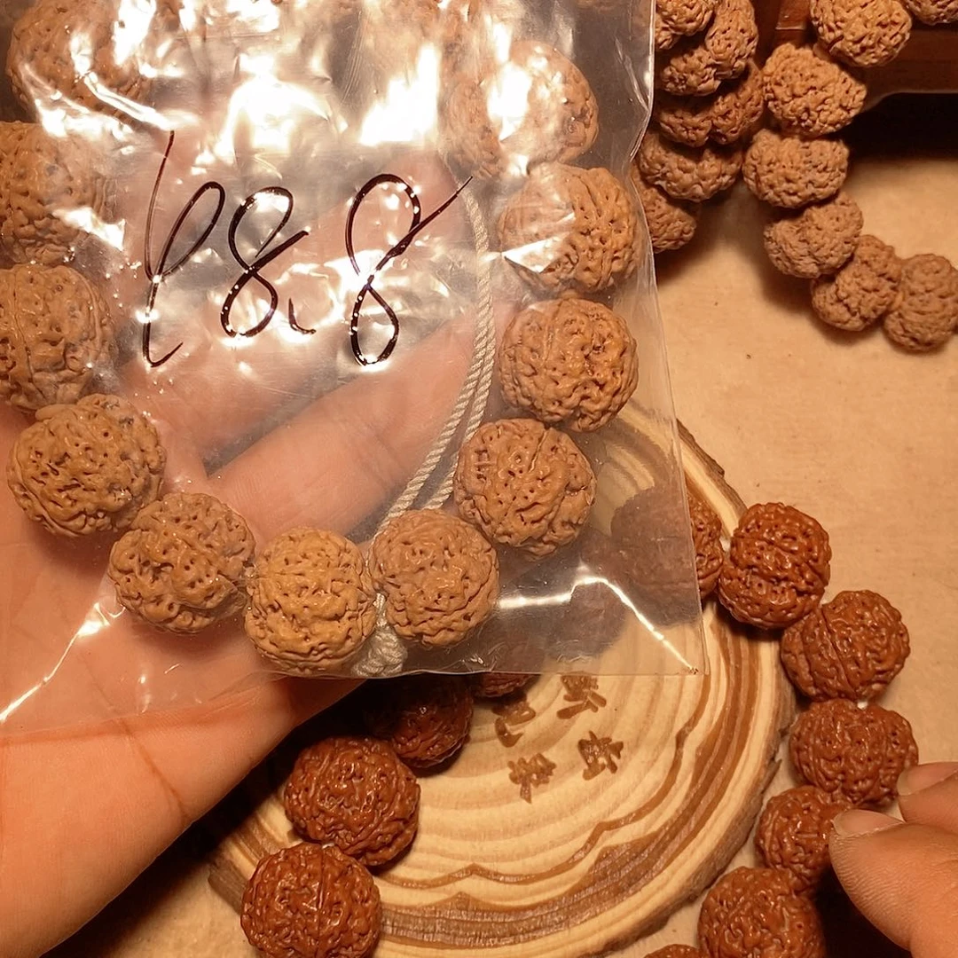 手串金刚菩提20。