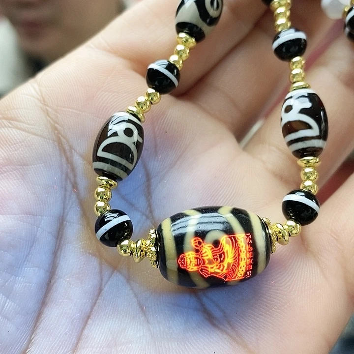 玛瑙/玉髓合金颈饰