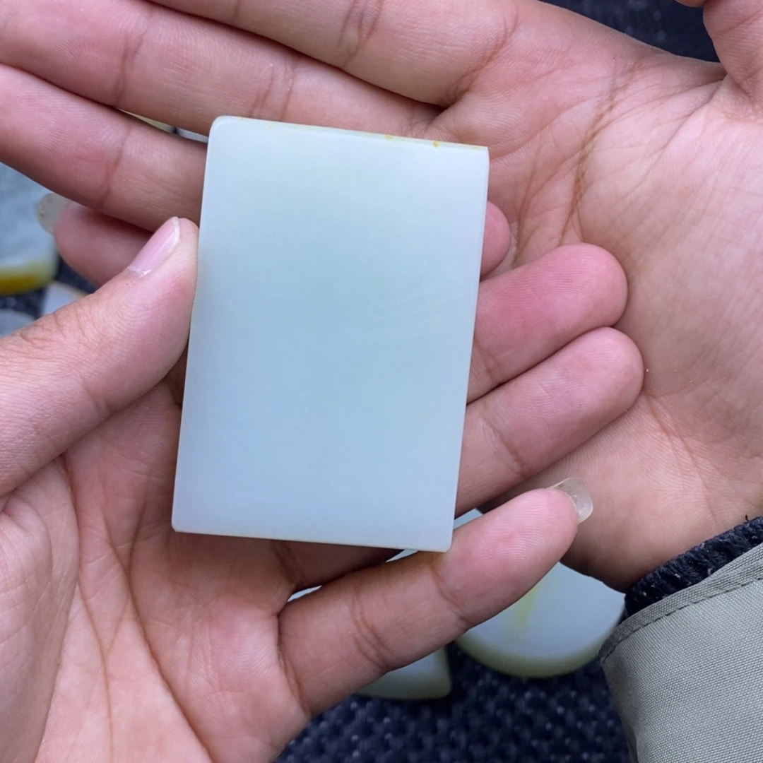 白***。定制和田玉未镶嵌定制