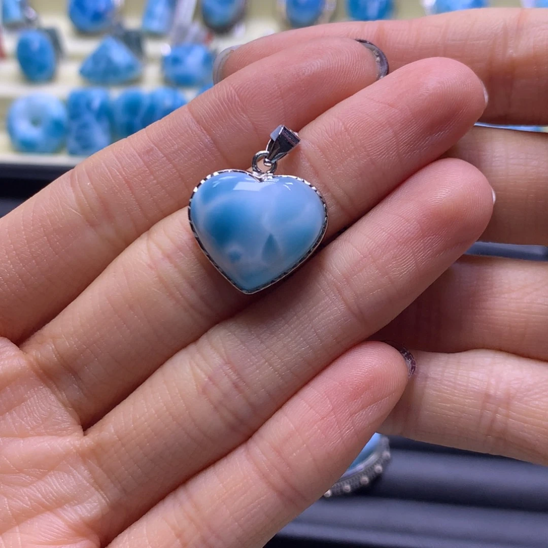 针钠钙石（海纹石）未镶嵌颈饰爱心吊坠色差略异