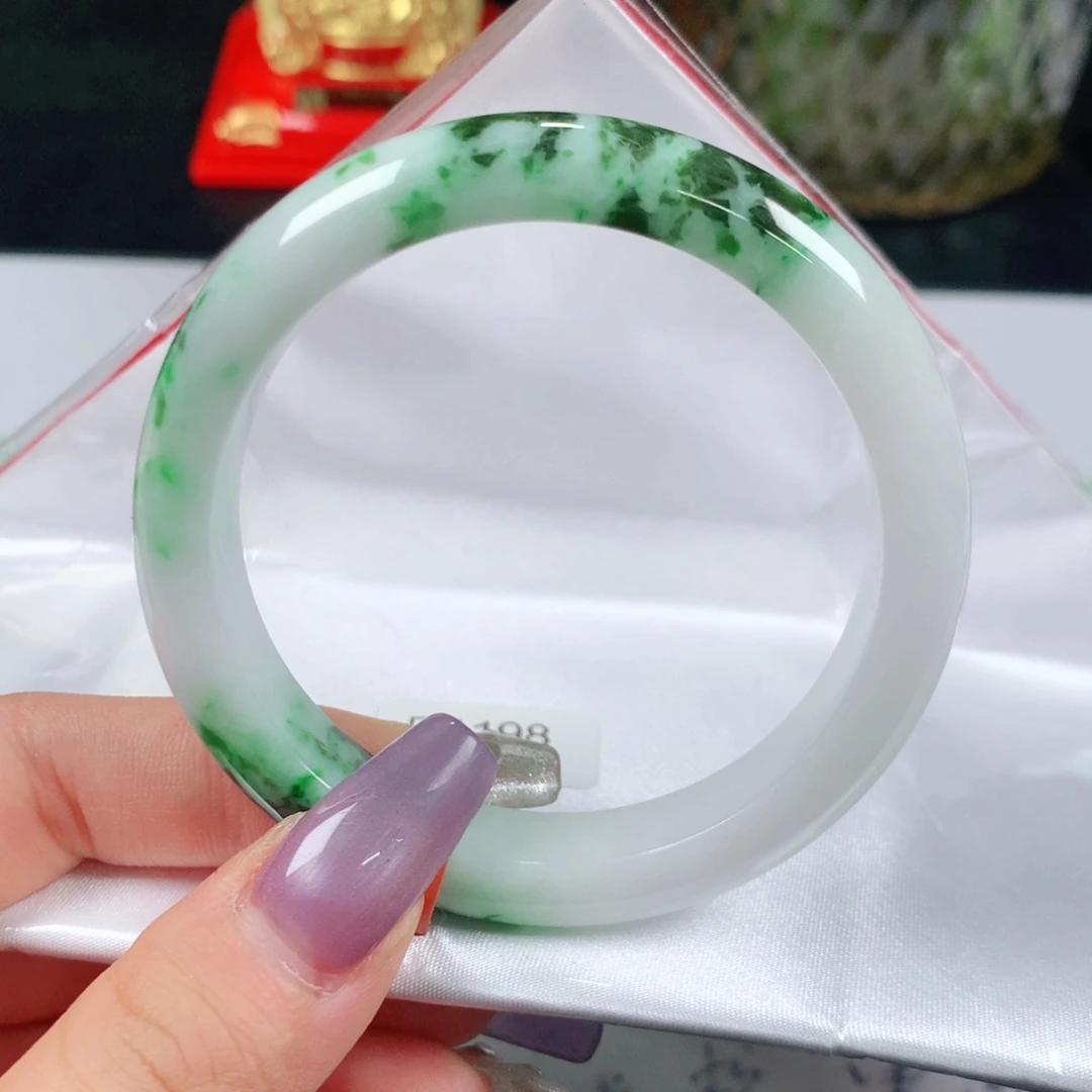 翡翠手镯未镶嵌正圈56