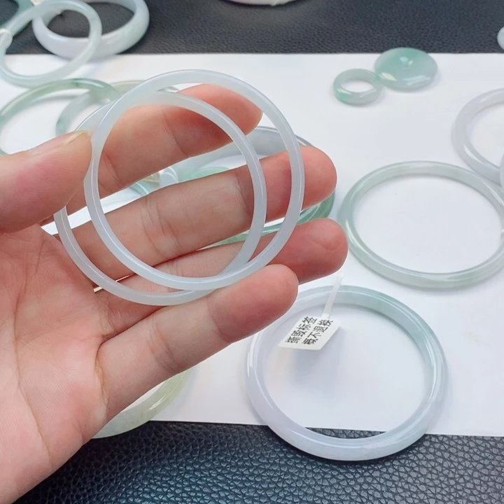 翡翠未镶嵌手镯53-54叮当一对