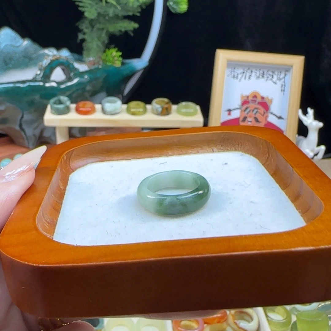 蛇纹石玉岫玉内径，17.6合金迷****餐