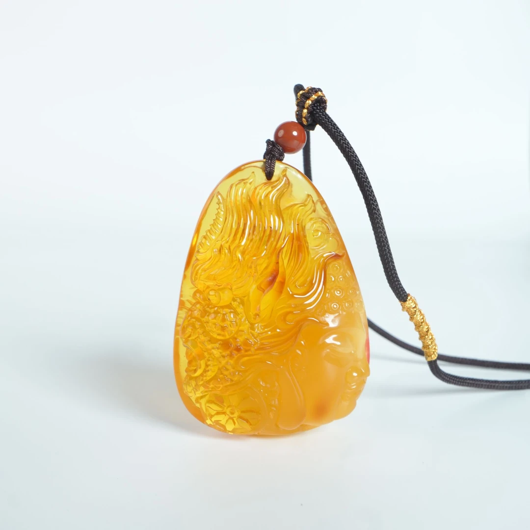 M3263 赖冬华大师焦皮料雕刻件一念之间 附大师收藏证书 30.15g