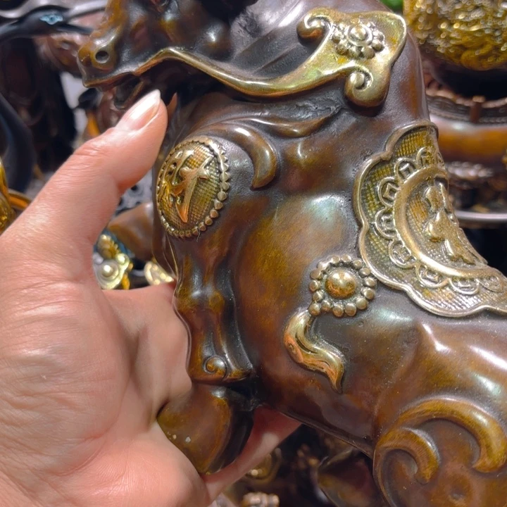 铜器摆件收收藏藏