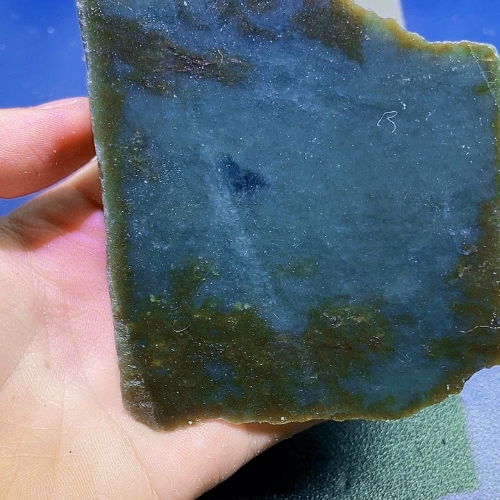 未镶嵌和田玉（糖玉）珠宝半成品