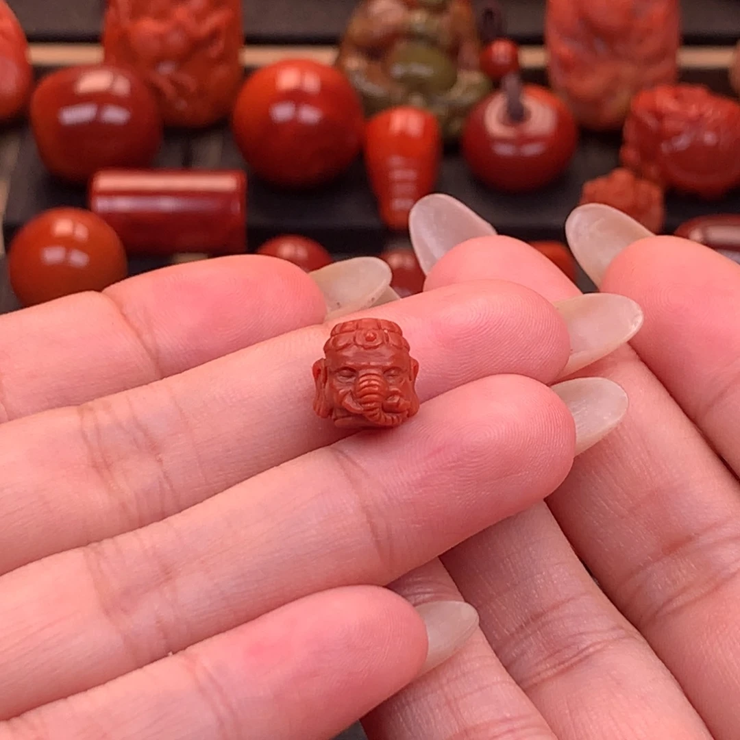 南红玛瑙未镶嵌原矿象神10mm