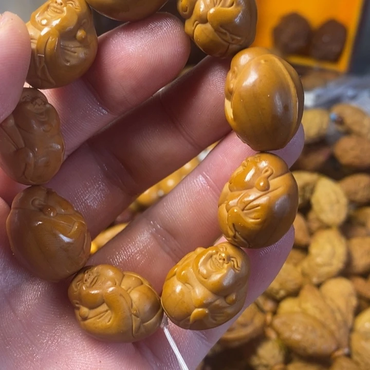 橄榄核手串7干干净净了
