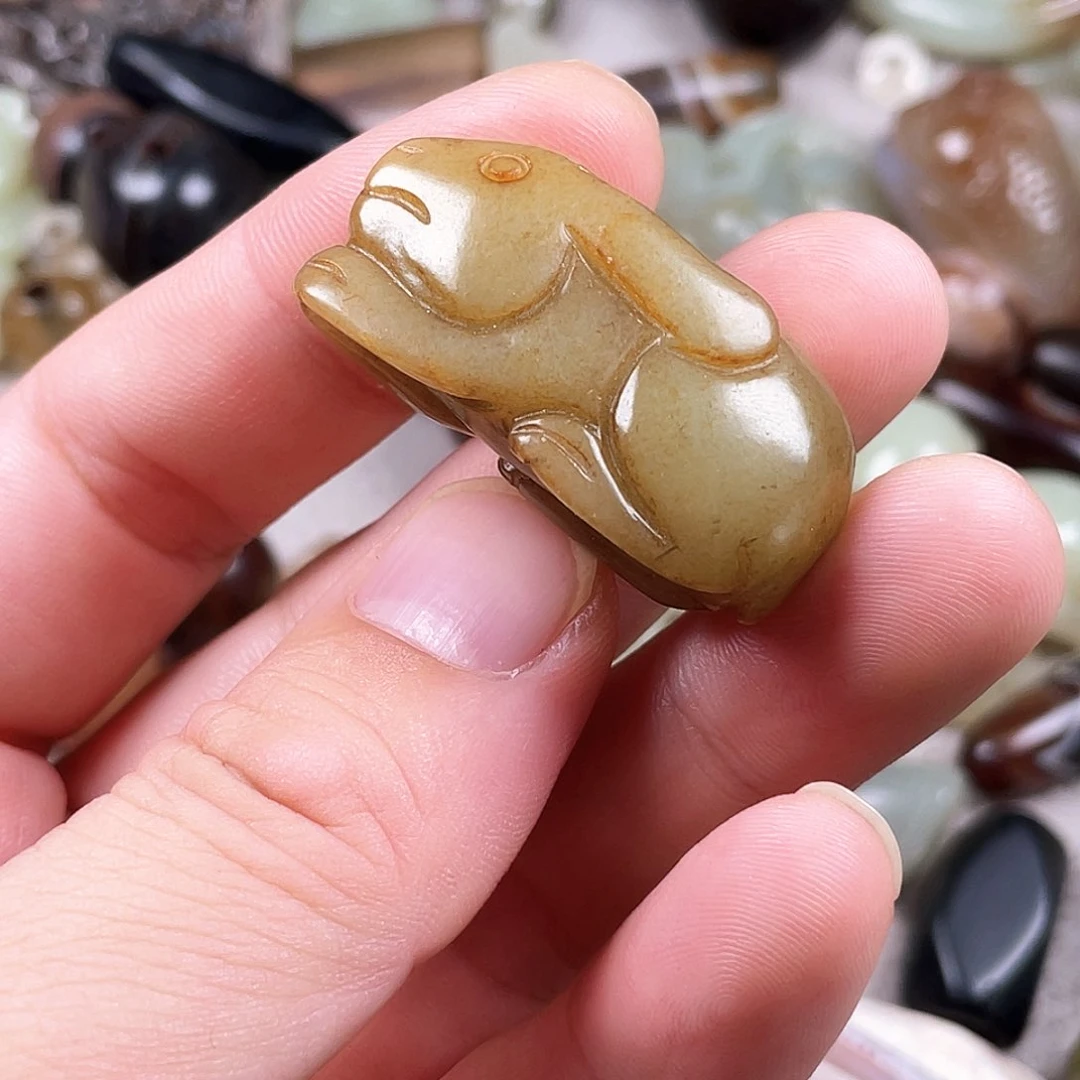 和田玉（糖玉）未镶嵌颈饰