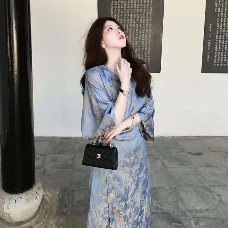 法式复古碎花气质连衣裙女夏季轻熟洋气设计感小众显瘦新中式裙子