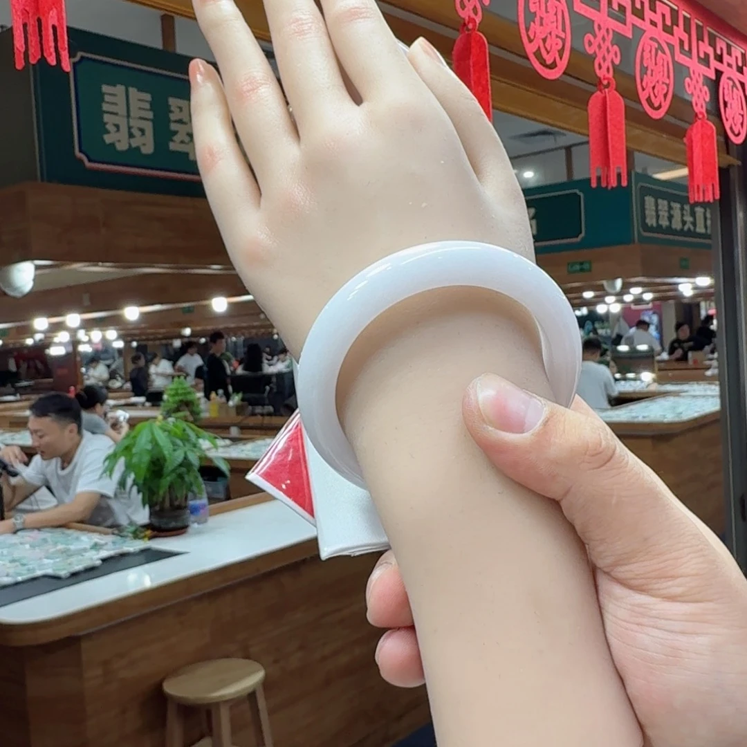 翡翠手镯未镶嵌买断