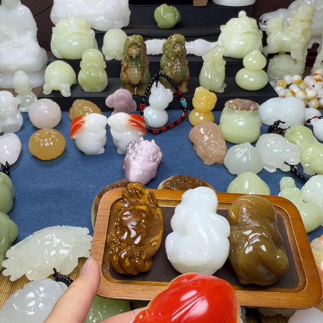 石材风**哥两个红背貔貅两个猴子一个螃蟹