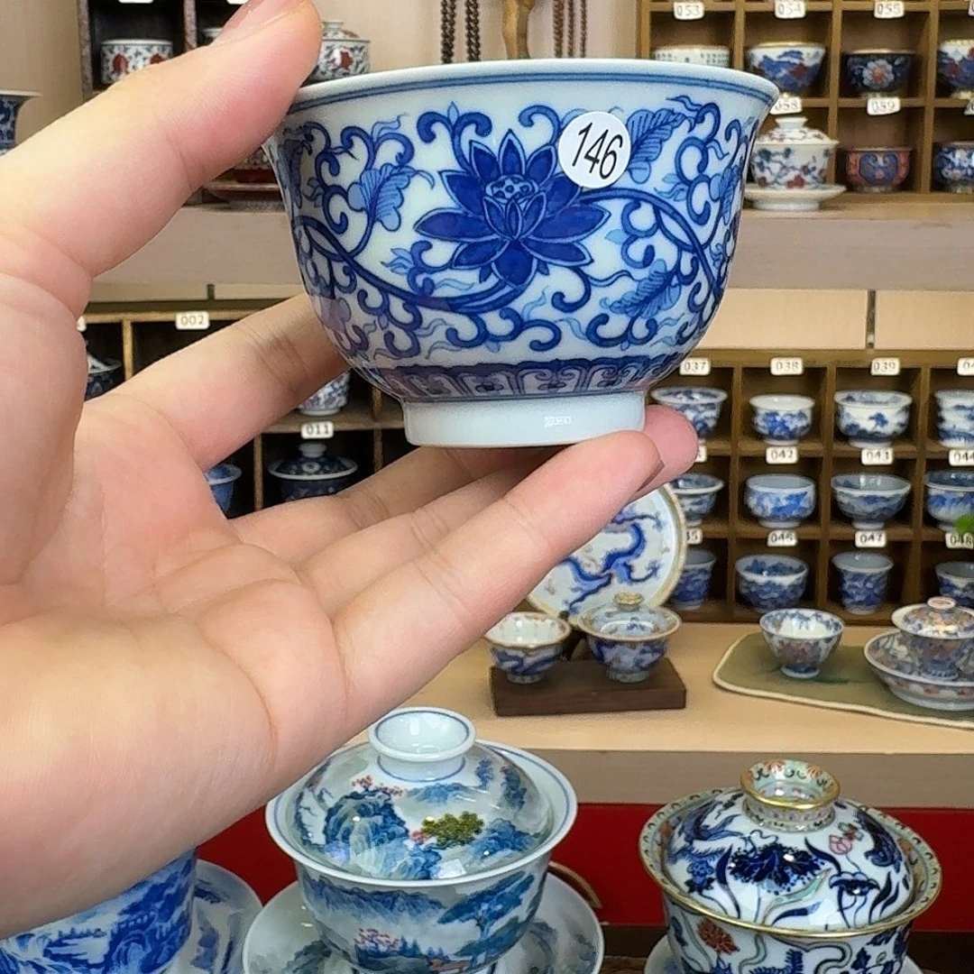 缠枝莲杯子纯手工手绘