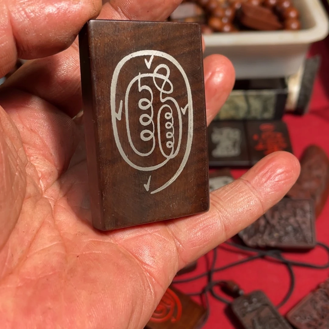 枣木雷击枣木雕刻金光