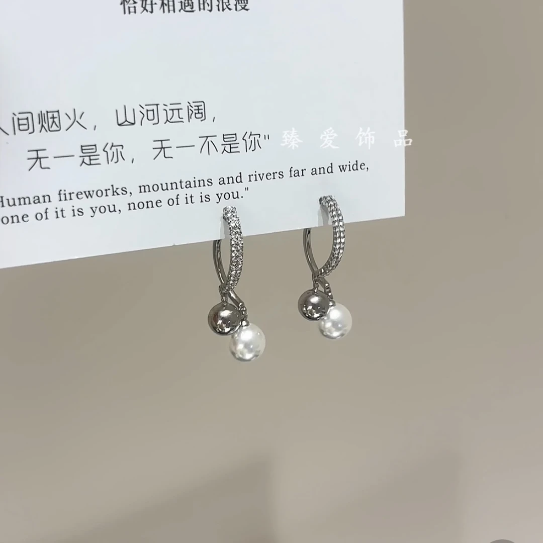 铜合金合成锆石耳饰 精致前后戴锆石珠珠耳环轻奢小众设计耳环