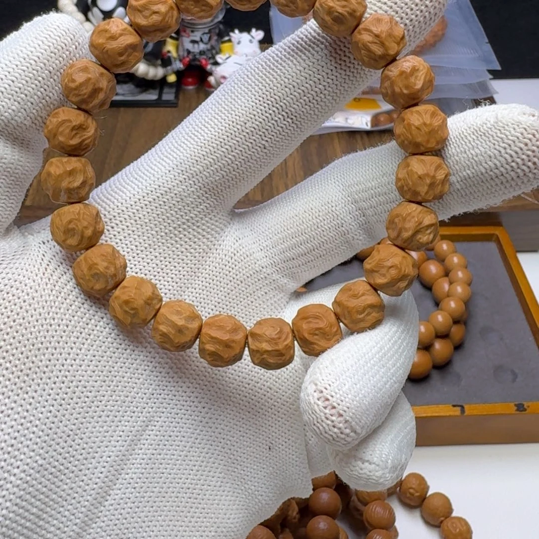 猴头核桃吊坠龙蛇之变