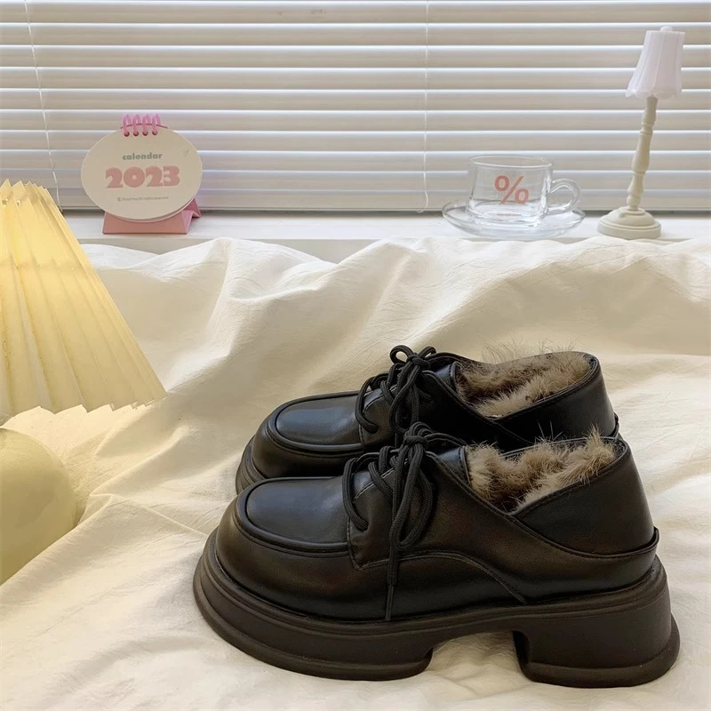 圆头英伦风加绒厚底小皮鞋女2024秋冬款百搭粗跟毛毛乐福鞋