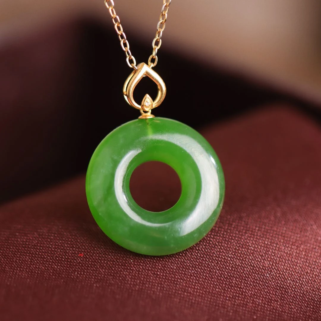 和田玉碧玉平安扣气质菠菜绿时尚18K金女款吊坠不含链