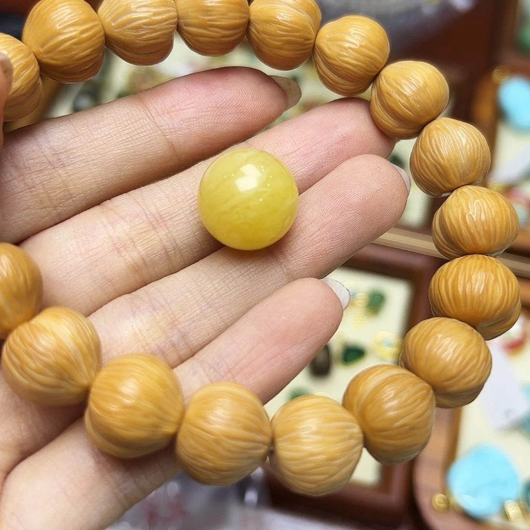 鱼***忆猴头核桃手串猴头核桃