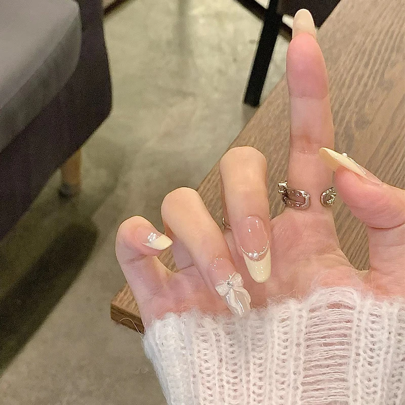 【元气少女】新款法式穿戴甲手绘飘带纯手工穿戴甲显白短款手工美甲