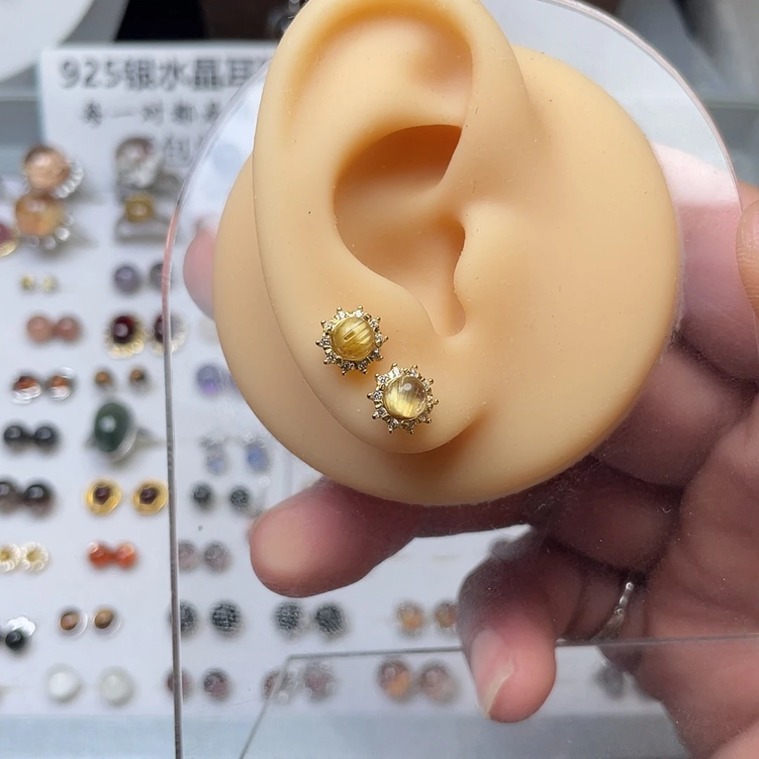 篓***儿银S925镶嵌耳钉水晶