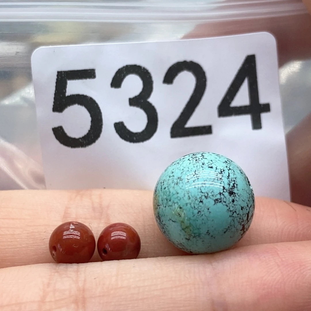 南红玛瑙未镶嵌颈饰