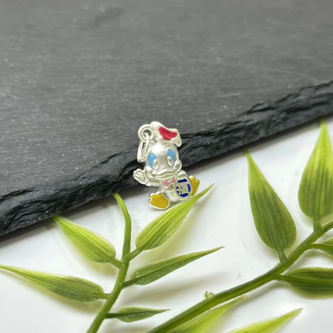 足银银制品 【铭记珠宝】足银唐老鸭吊坠5-2DM249H401