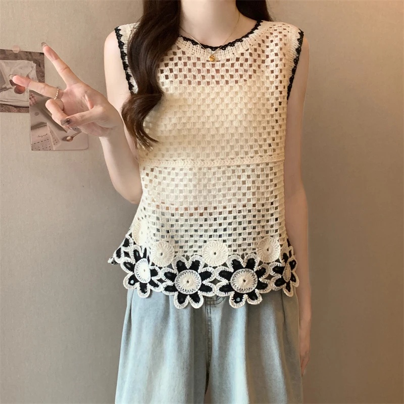大码胖mm花朵刺绣镂空无袖针织背心女夏季外搭罩衫设计感短款上衣