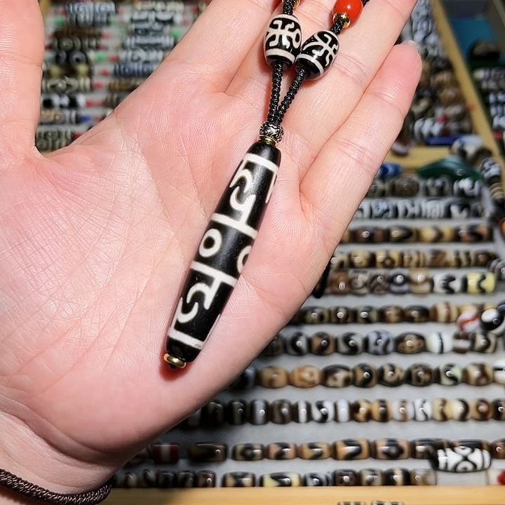 玛瑙/玉髓合金颈饰