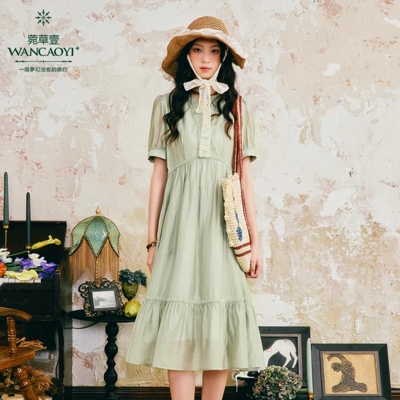 菀壹2025夏季新款泡泡袖淡绿色中长款a字连衣裙Q37360421