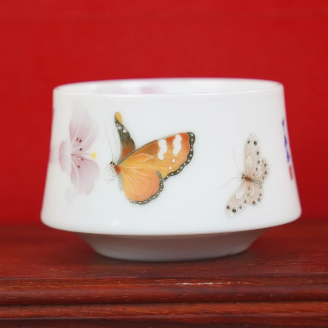 五彩书法蝶恋花茶杯