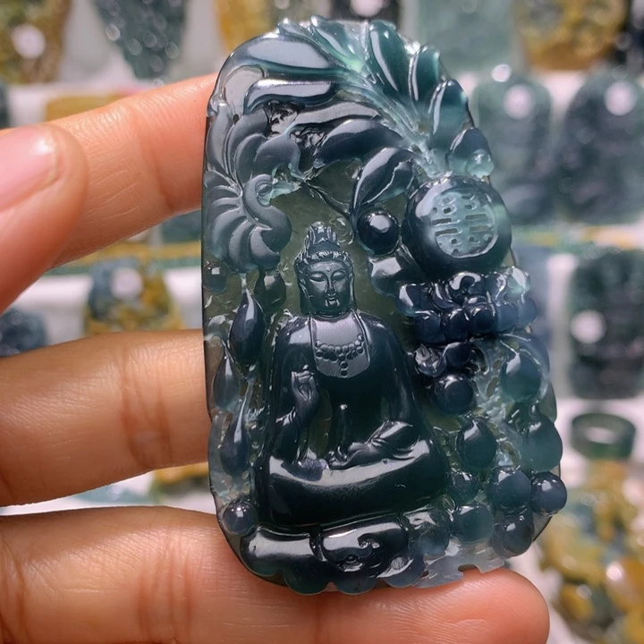 吊坠(不含链)未镶嵌翡翠