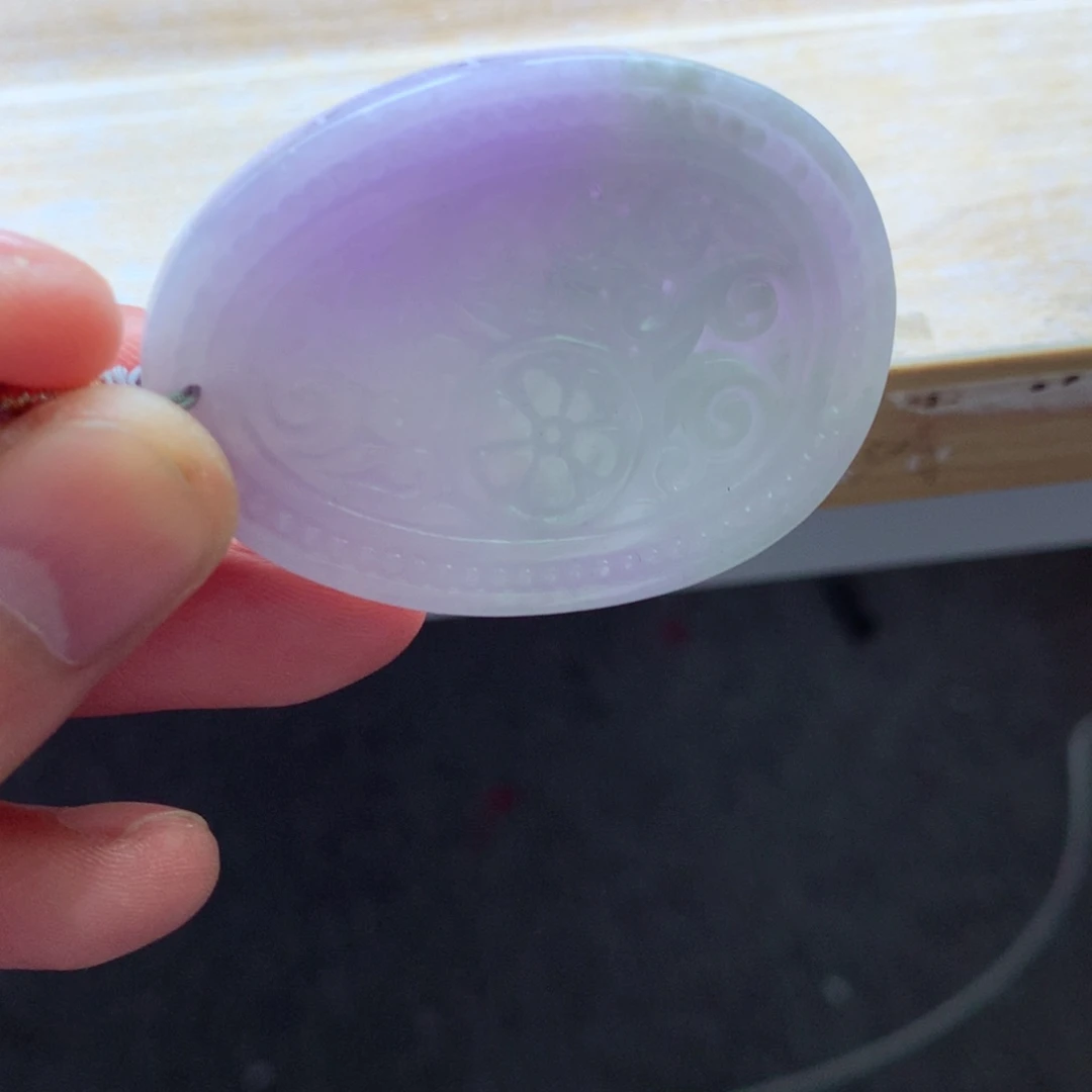 翡翠颈饰未镶嵌吊坠