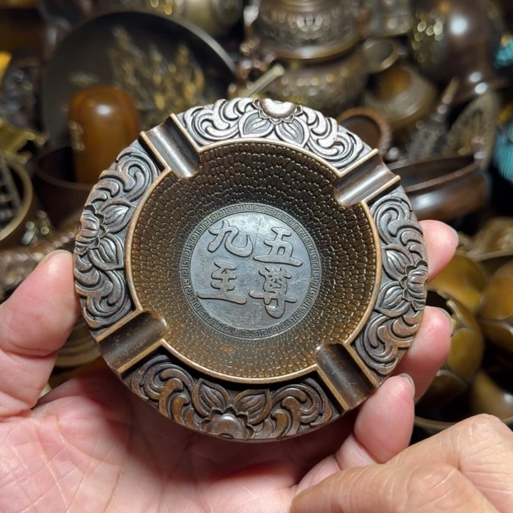 铜器摆件收收藏藏