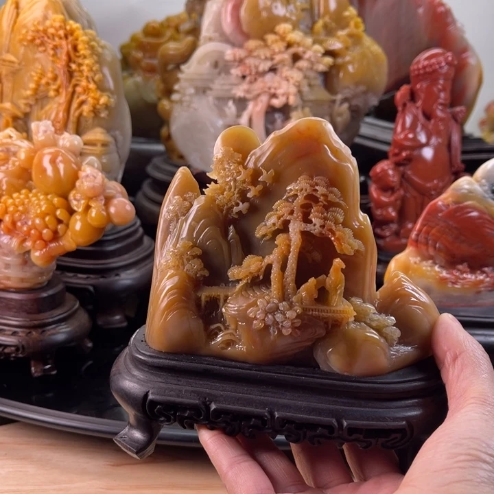 寿山石抱琴访友摆件