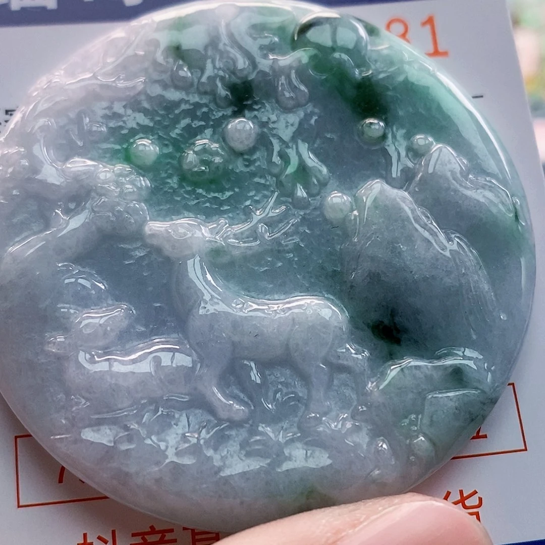 吊坠(不含链)未镶嵌翡翠