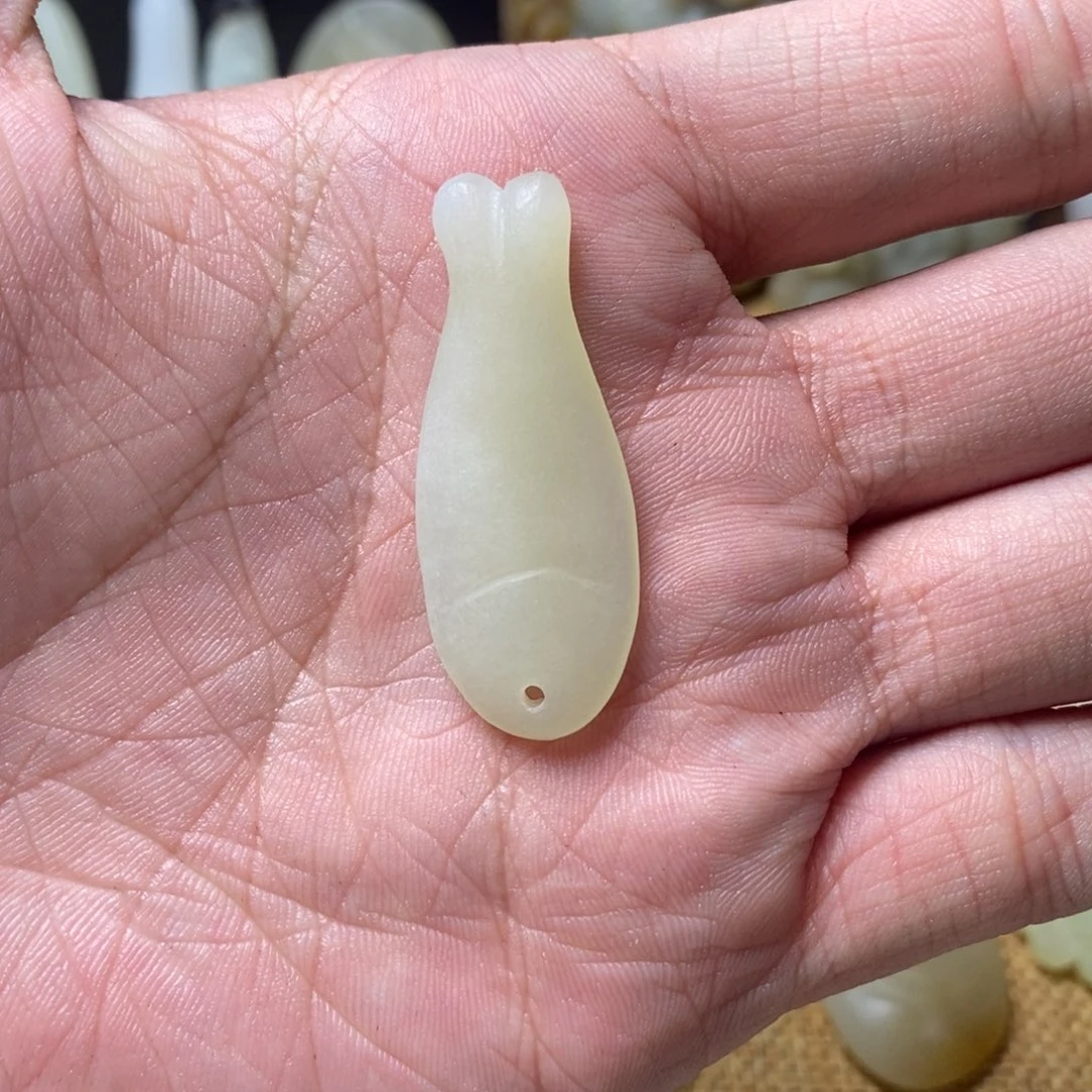 和田玉未镶嵌吊坠(不含链)