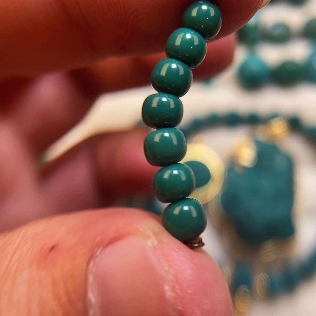 未镶嵌绿松石珠宝奇石