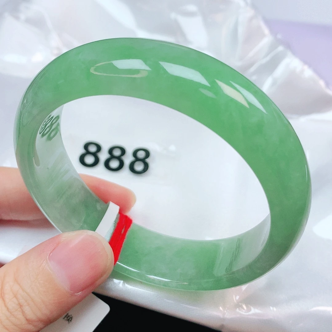 翡翠未镶嵌手镯抖音888