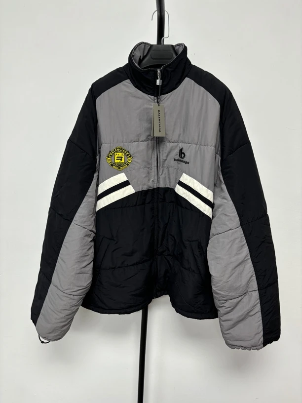 99新 Balenciaga/巴黎世家 徽标棉服夹克 98新 M码 00756