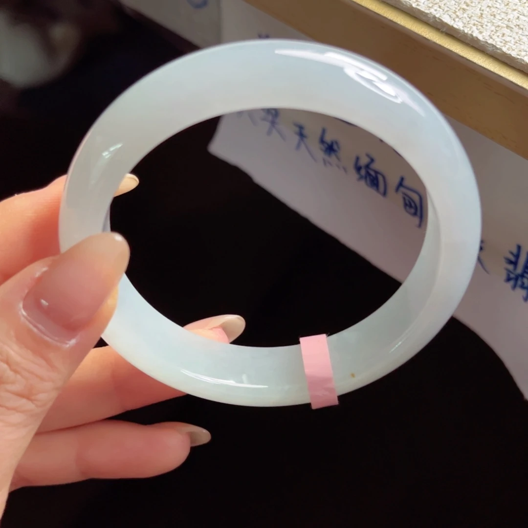 翡翠未镶嵌手镯手镯