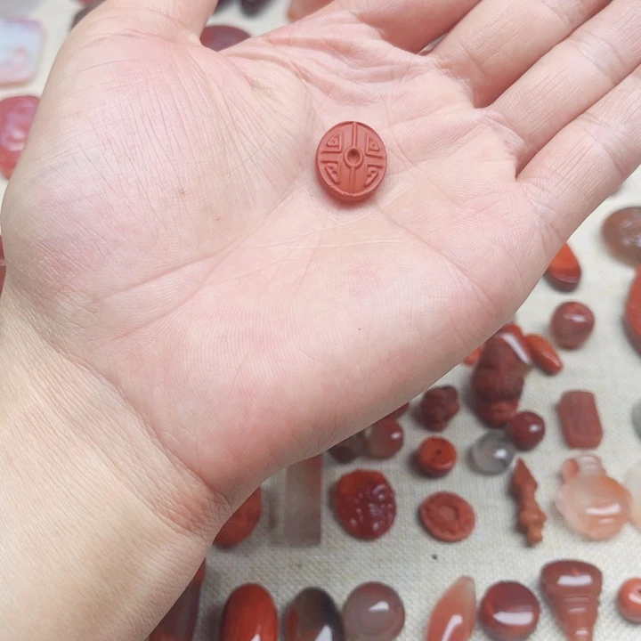 未镶嵌铜钱玛瑙/玉髓