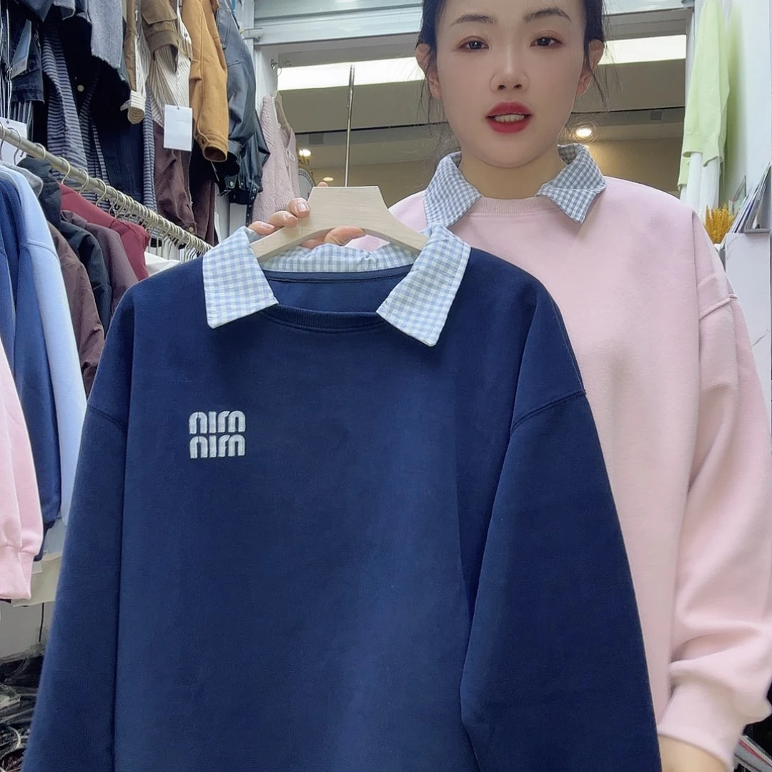 格子领设计卫衣粉，蓝色