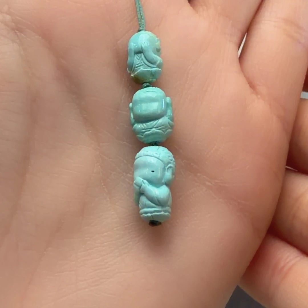 绿松石未镶嵌颈饰