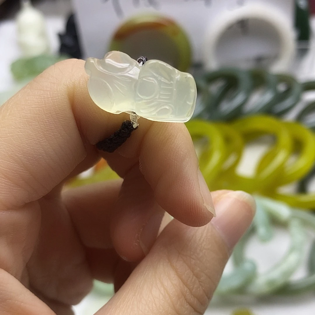 蛇纹石玉未镶嵌戒指